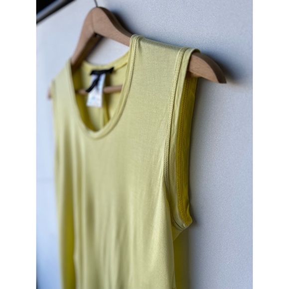 COPY - BCBG MaxAzria | sunshine yellow tank top - Picture 4 of 9